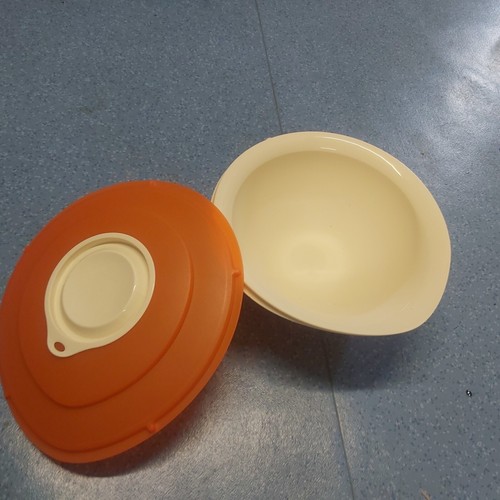Tupperware bol saladier