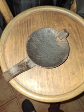 Ancienne coupelle à braise en