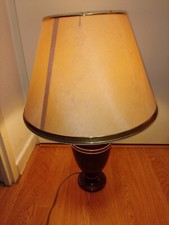 Lampe signée Drimmer de couleur Marbre et liseré doré, en état de marche