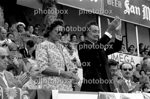 Salvador dali exclusive - salvador,