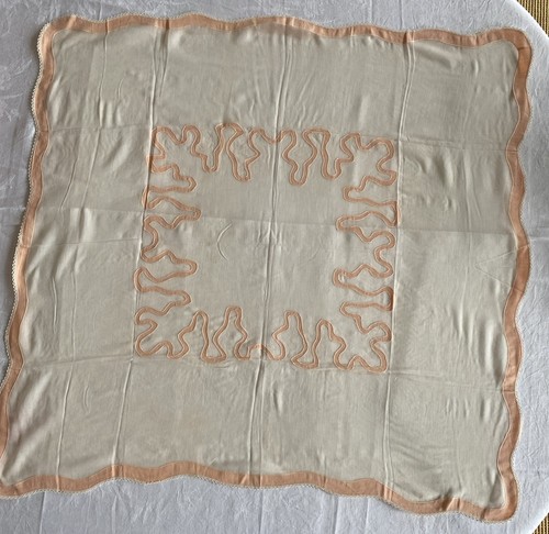 Nappe ancienne brodée - main, et