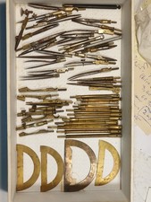 LOT ELEMENTS COMPAS ANCIENS