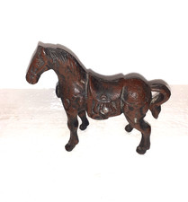 PETITE TIRELIRE EN FONTE