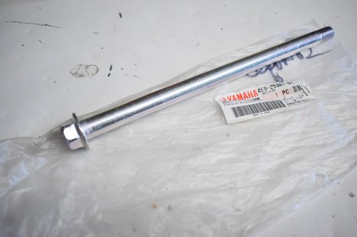 Axe roue arriere - axe, yz