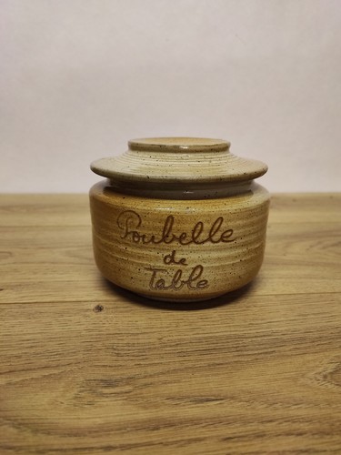 Belle poubelle table - poubelle, de