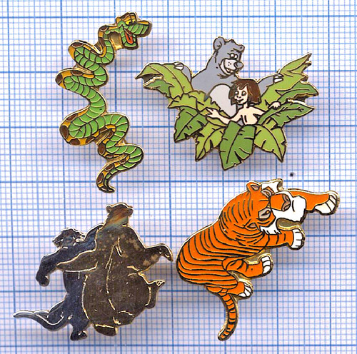 Pin arthus bertrand - pin's, livre