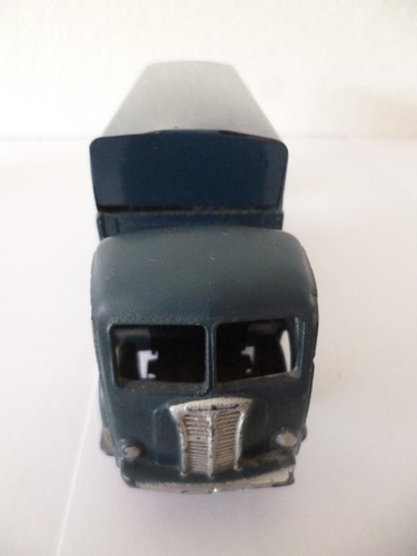 Authentique panhard remorque - authentique,