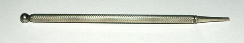 Joli porte mine argent - porte,