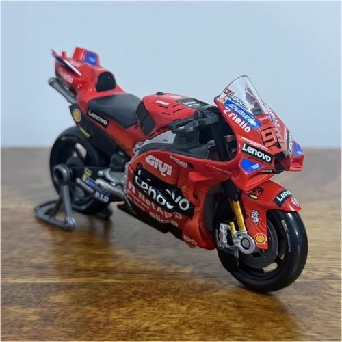 Maisto moto marc marquez - maisto,
