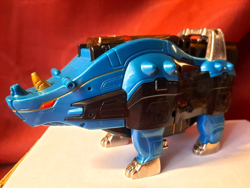 Rhinocéros power rangers - power,