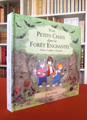 Trois petits chats dans - , la