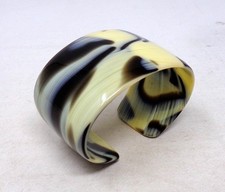 Superbe bracelet manchette