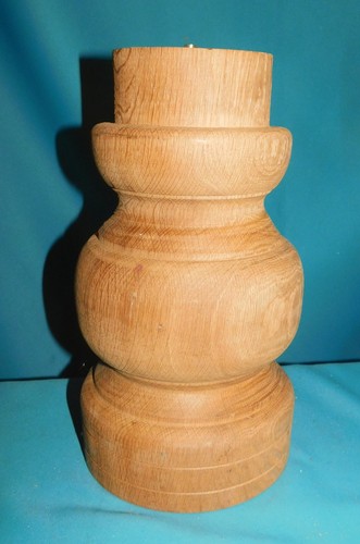 Pied lampe bois tourné - de,