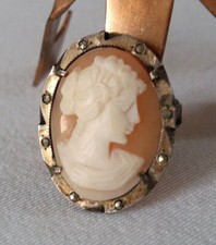 BROCHE PENDENTIF médaillon