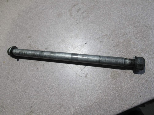 Axe roue arrière honda - axe,