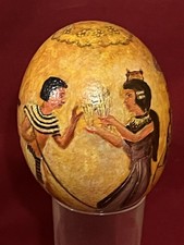 VERITABLE  OEUF D'AUTRUCHE-