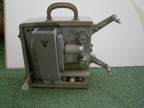 Ancien projecteur cinema - ancien,