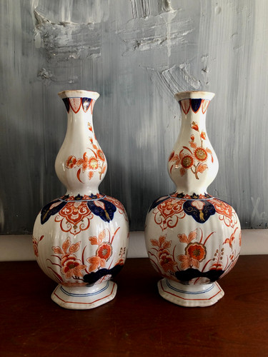 Superbe paire vases - de, a