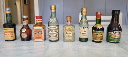 Lot mignonnettes de - de,