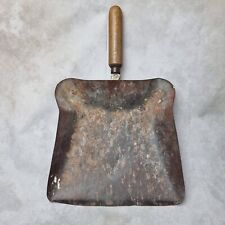 Pelle à charbon en fer