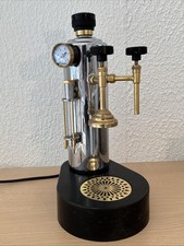 Machine à café ancienne de