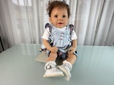 Poupée d'artiste poupée de