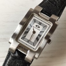 Guepard Cobra Deformed Case Quartz Watch Unisex Unique Wave Design Used