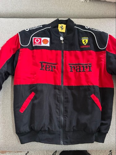 Rare ferrari x - ferrari, vodafone
