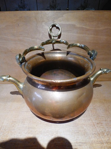 Ancien grand chaudron - grand,
