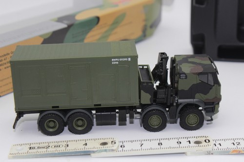 Herpa 747288 iveco trakker - 747288,