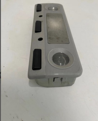 Plafonnnier avant bmw 525tds - bmw,