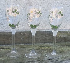 3 FLÛTES À CHAMPAGNE PERRIER
