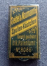 Ancienne petite boîte Métal