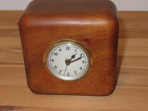 Petite horloge réveil - réveil, ancien