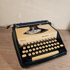 VINTAGE REMINGTON ENVOY III SPERRY RAND TYPEWRITER / 1950s 