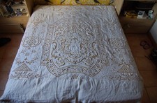 Nappe couvre lit ancien