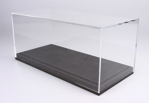 Vitrine plexiglas avec socle