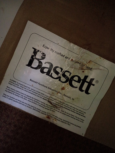 Bassett brown rolled arm - bassett,