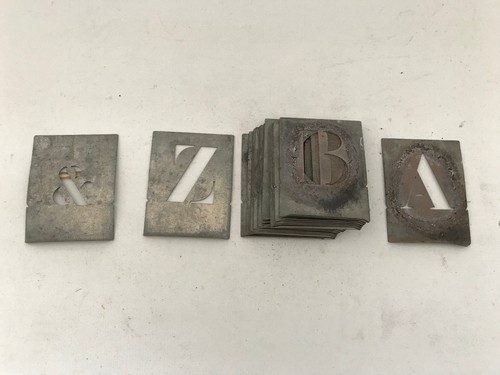 Anciens pochoirs alphabet - anciens,