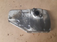 pot d echappement de moteur