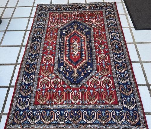 Ancien tapis mural laida - ancien,