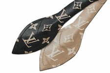 Louis Vuitton Bando 3D Monogram Silk Bandana Scarf Noir Beige