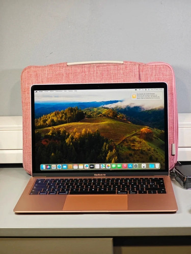 Apple macbook air 2018 - 13",