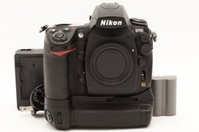 Nikon D700 DSLR Camera Body (22,110 Shots) with MB-D10 Battery Grip #47994