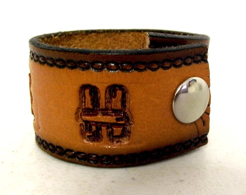 Heidi leather cuff bracelet - leather,