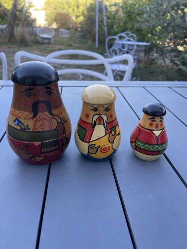 Matriochkas poupées russes
