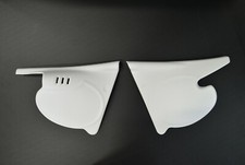 Plaques latérales PUCH F2 GS