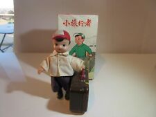 1980 CHINA CHILD IN SUITCASE AUTOMATON - ORIGINAL - ANTIQUE TOY