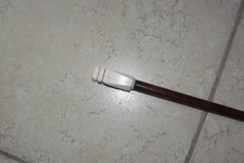 Canne ancienne avec pommeau en