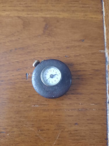Montre boutonniere - montre,